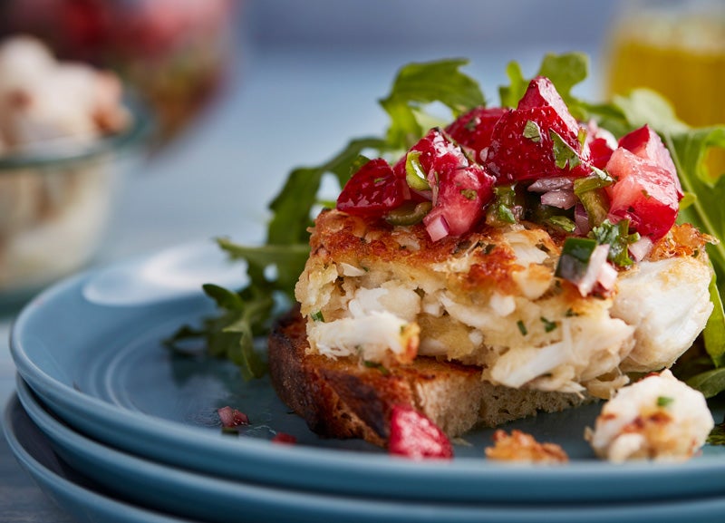 Crab patties from bruin plate